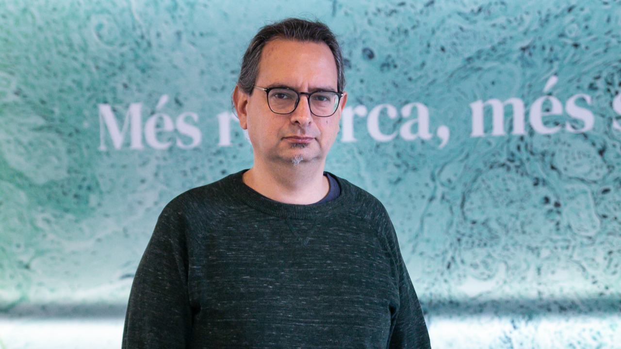 Dr. Israel Fernández-Cadenas
